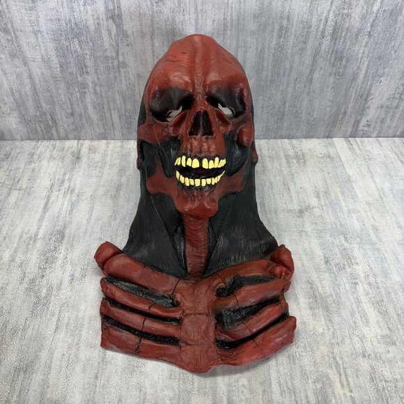 2007 Take One Full Face Horror Scary Red Skull Halloween Mask Costume - Picture 1 of 12
